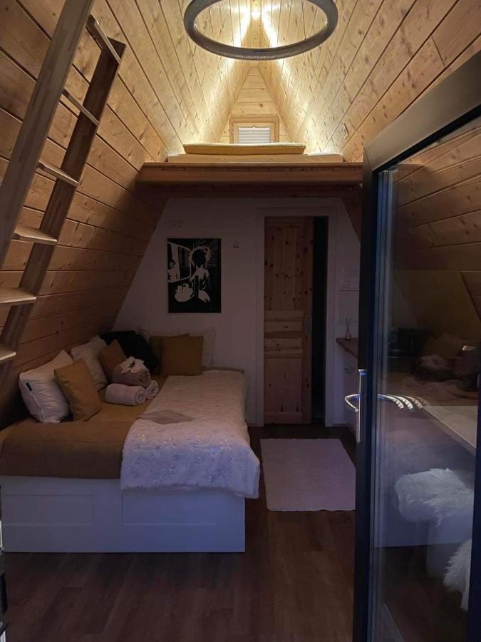 Glamping Holiday House With Hot Tub And Sauna- Hisa Oddiha Smarjeske Toplice Exterior foto